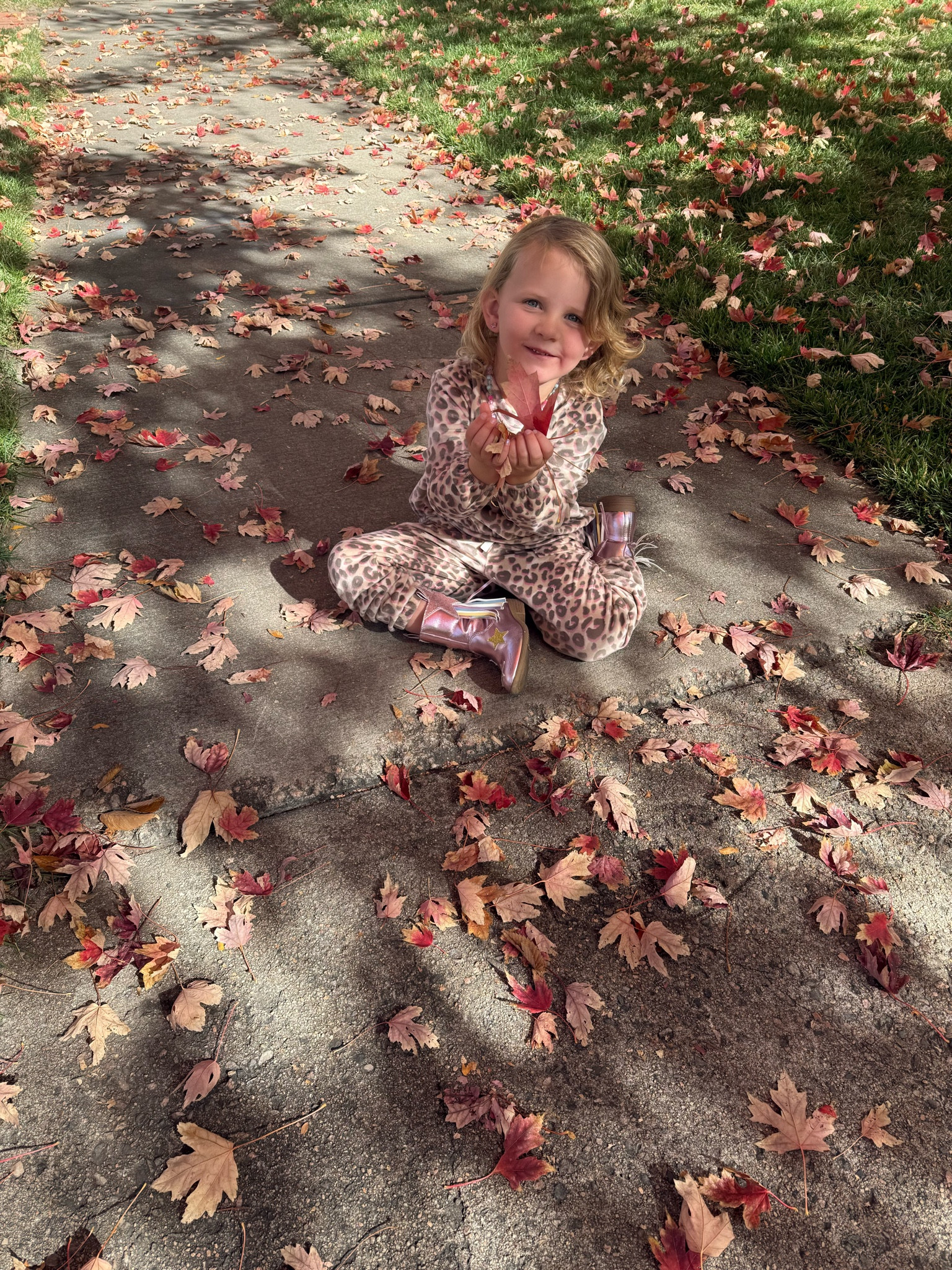 The absolute cutest cozy outfit for little girls 🐆💗

#LTKFamily #LTKShoeCrush #LTKGiftGuide