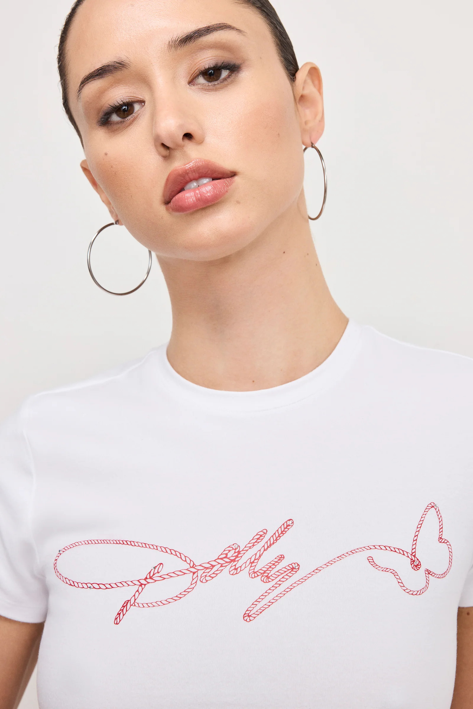 DOLLY SIGNATURE SUPER STRETCH BABY TEE | WHITE001 | Good American
