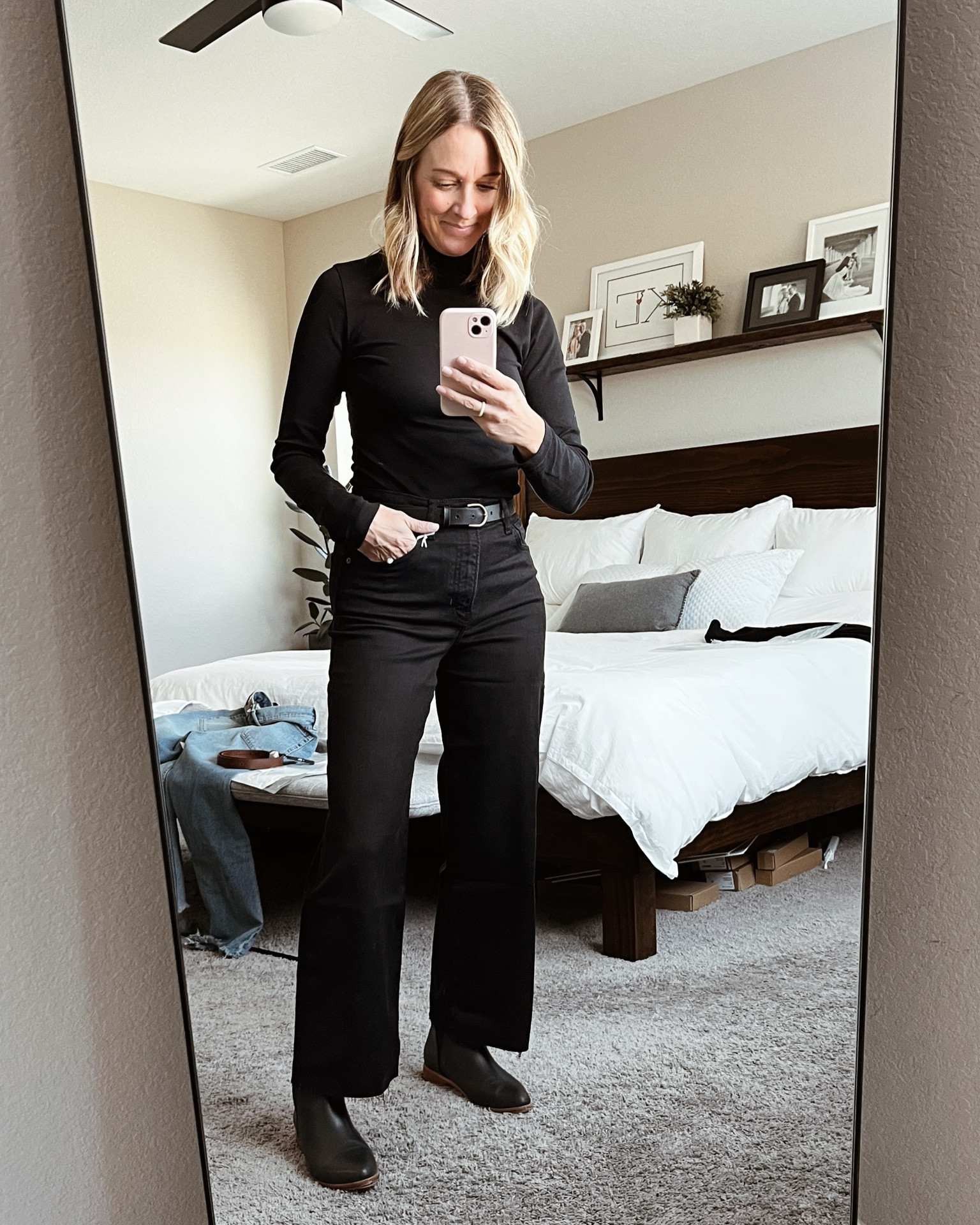 The jean I’ve been looking for!! Extremely soft, perfect amount of stretch, cropped just how I like them, raw hem. These are it!

#LTKstyletip