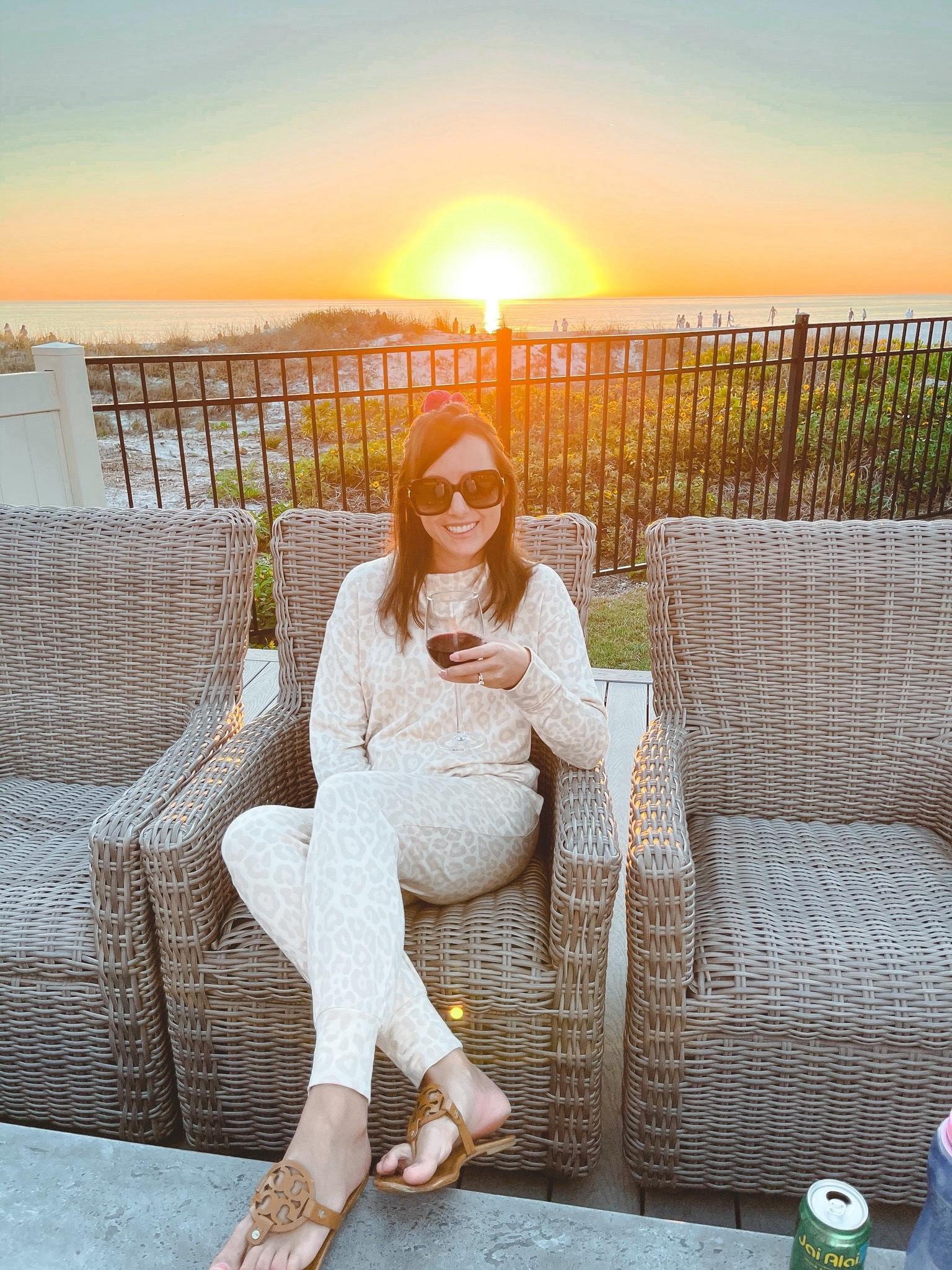 My fave leopard lounge set!!! 



#LTKFindsUnder100 #LTKSeasonal #LTKStyleTip