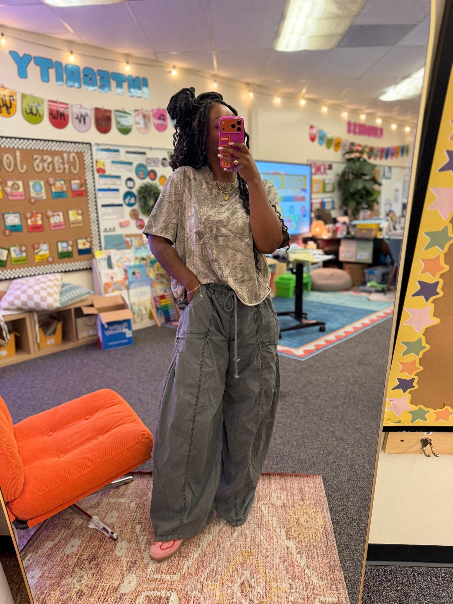 Friday!
Pants: Medium
Top: Small

#LTKdayinmylife #LTKgrwm #LTKootd
