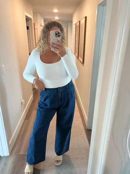 Fall fashion, fall outfit, fall jeans, Abercrombie sloane trouser pants now come In jeans and they’re super flattering and curvy girl friendly jeans! Runs tts wearing size 33r

#LTKstyletip #LTKSeasonal #LTKmidsize