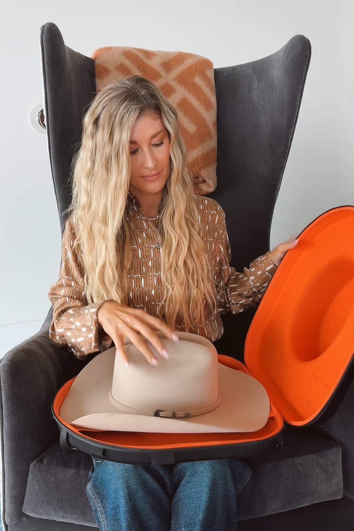 Travel hat case 

#LTKTravel #LTKdayinmylife #LTKmomlife