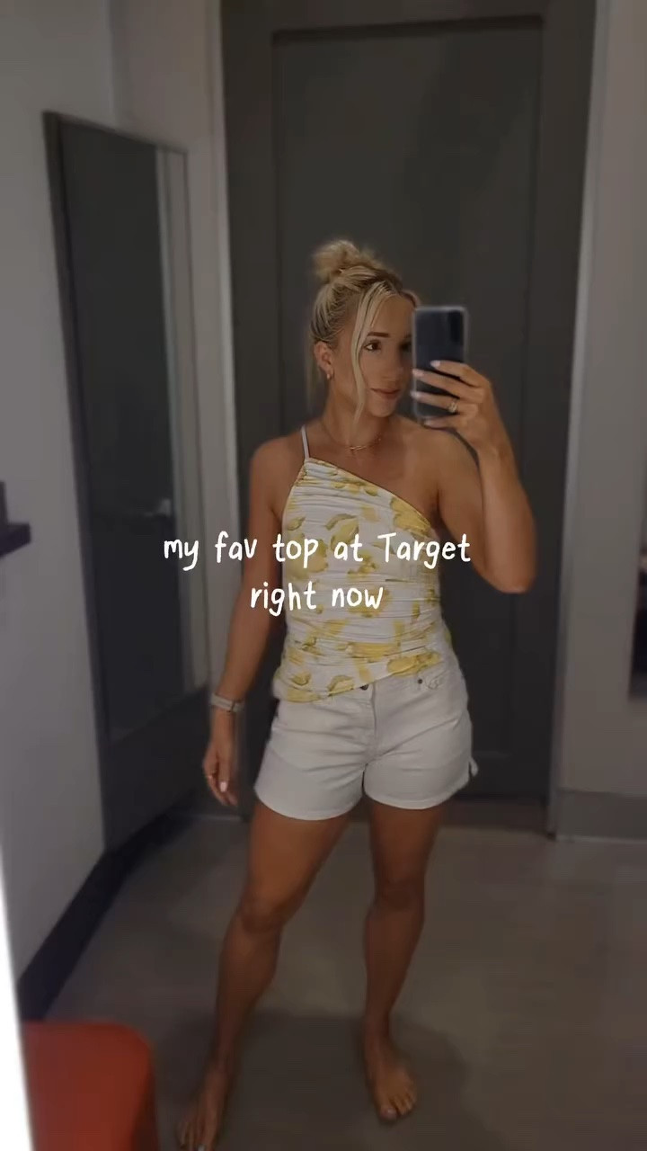 Only $13 at Target and this would be so cute for Vacation! Comment "NEED" and ill send you the link!