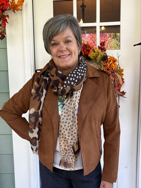 Animal print scarf from Chicos #cheetahscarf @chicos classic style 

#LTKover40 #LTKstyletip