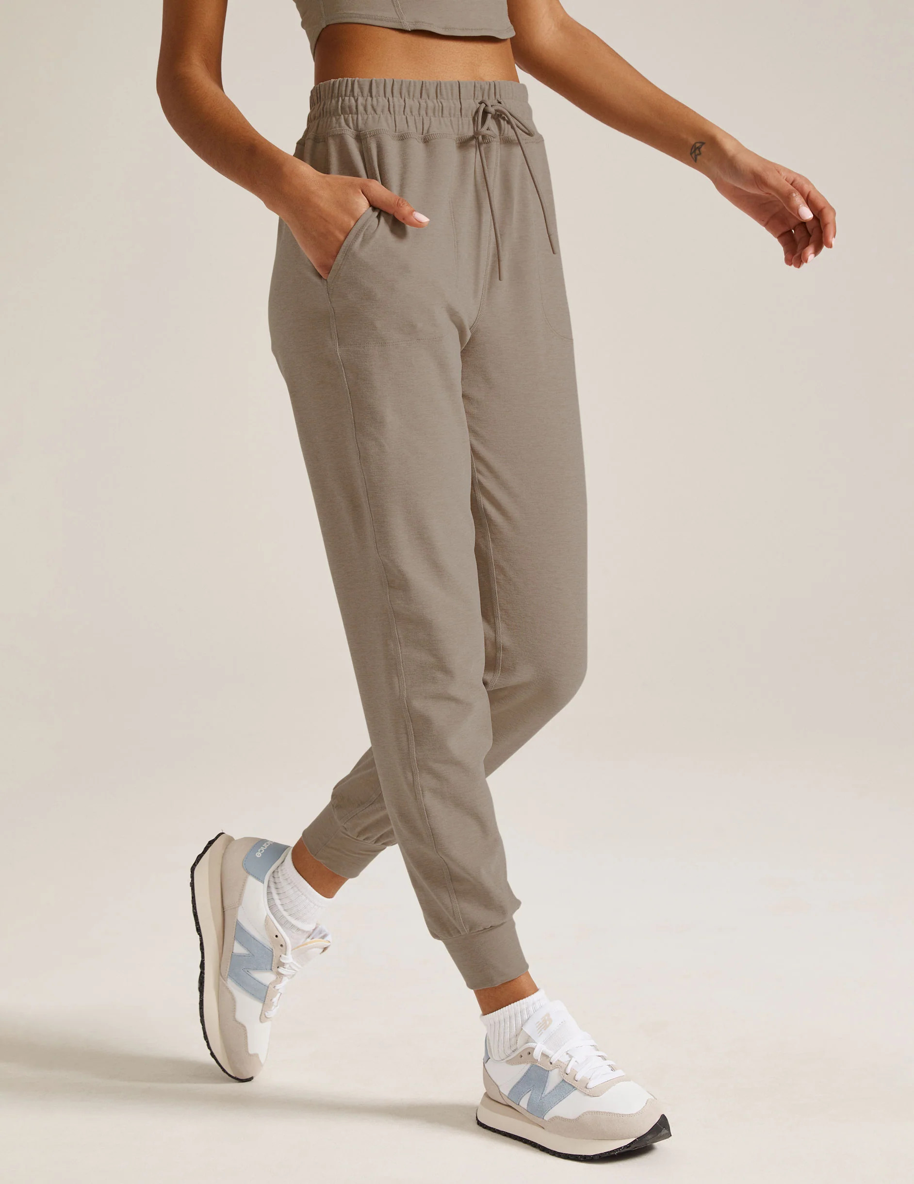 Spacedye Commuter Midi Jogger | Beyond Yoga | Beyond Yoga