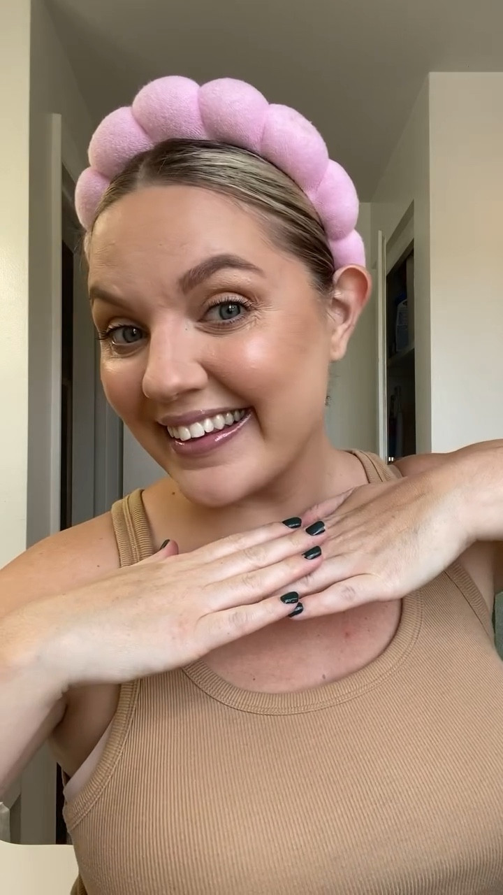 It’s been a minute since I’ve shared anything beauty! This is my quick and easy go-to make up look. For those days when you just don’t feel like it, but still want to look presentable to the rest of the world. Which, honestly has been me most days, lately. 🤷🏼‍♀️ perfect for running errands, taking the kids to practice, or if you’re a no makeup - makeup kinda gal. 

Bonus - - most of the Products are drugstore and extremely affordable! 💃🏼👏🏻 



#LTKBeauty #LTKFindsUnder100 #LTKFindsUnder50