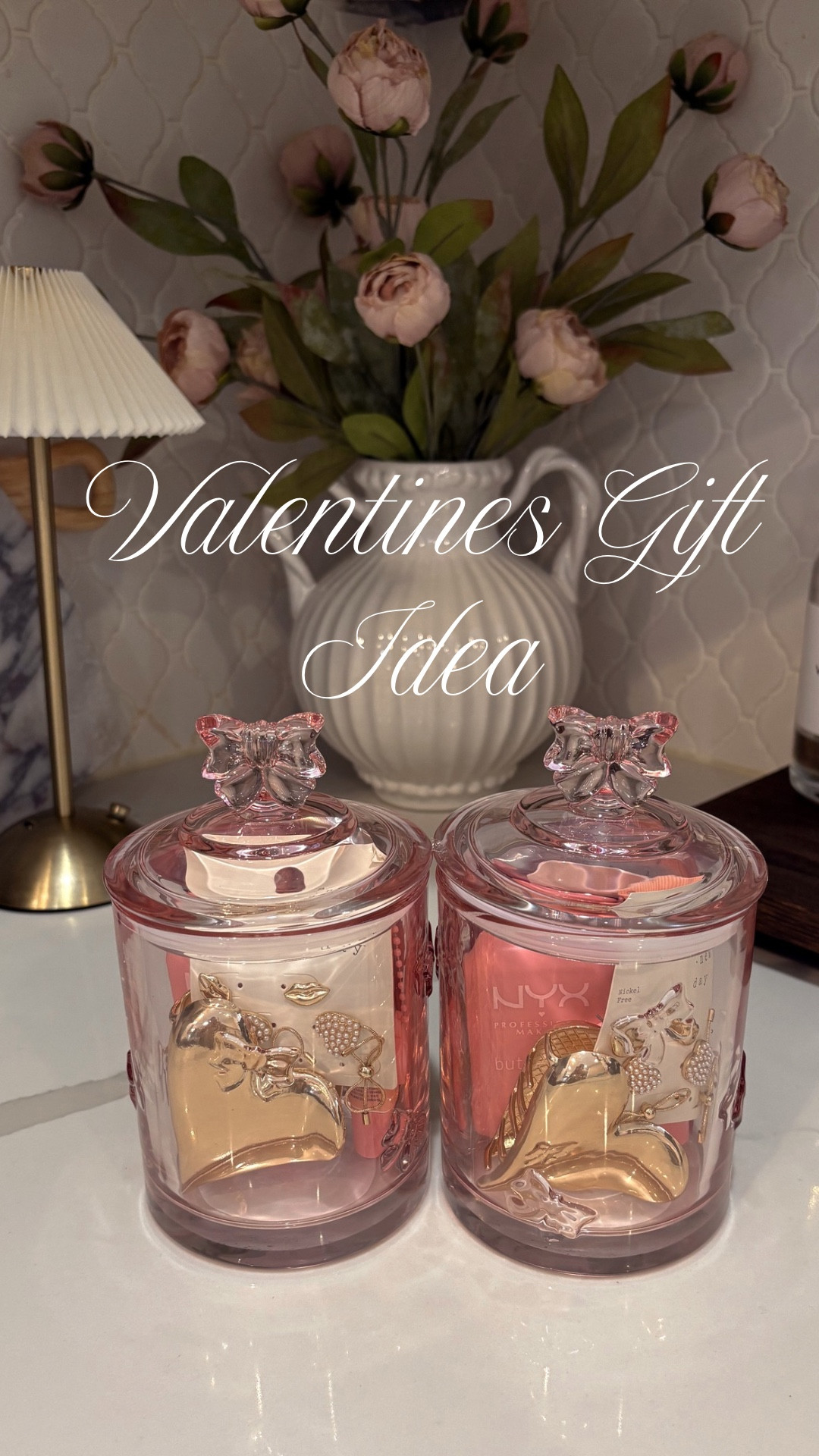 VALENTINES GIFT IDEA
perfect for besties, teachers or whoever!! I love these bow containers, they are so cute and I just filled them with some goodies and a gift card!!
#valentines #valentinesday #valentinesgift #vdaygift #bestiegift #teachergift #giftidea #giftinspo #targetvalentines #valentinesday


#LTKSeasonal #LTKValentine #LTKOver40