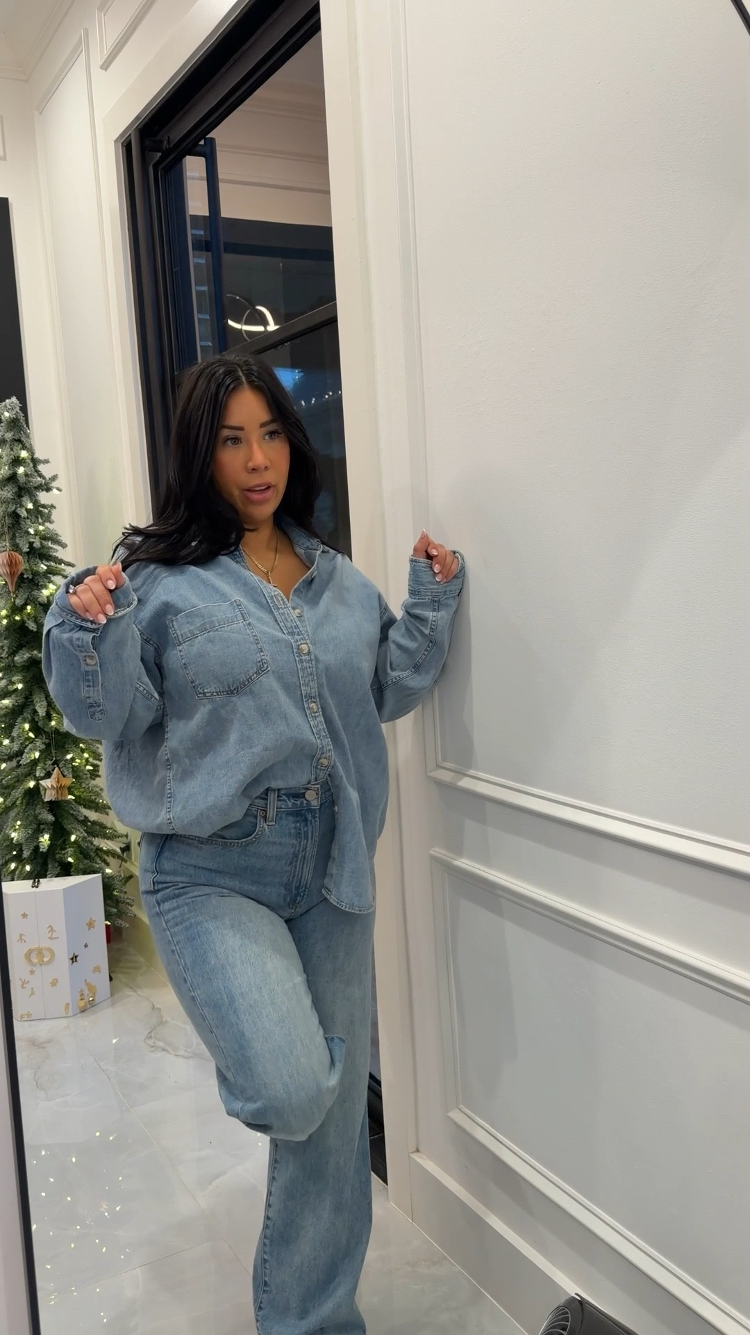 Church ootd. Denim on denim + some boots!! Would’ve added a black belt if I had time🤪 

Postpartum 
Denim outfit 
Denim jeans 
Denim top 
Wardrobe essentials 
Church ootd
Mom outfit 
Postpartum 

#LTKFindsUnder50 #LTKmomlife #LTKGiftGuide