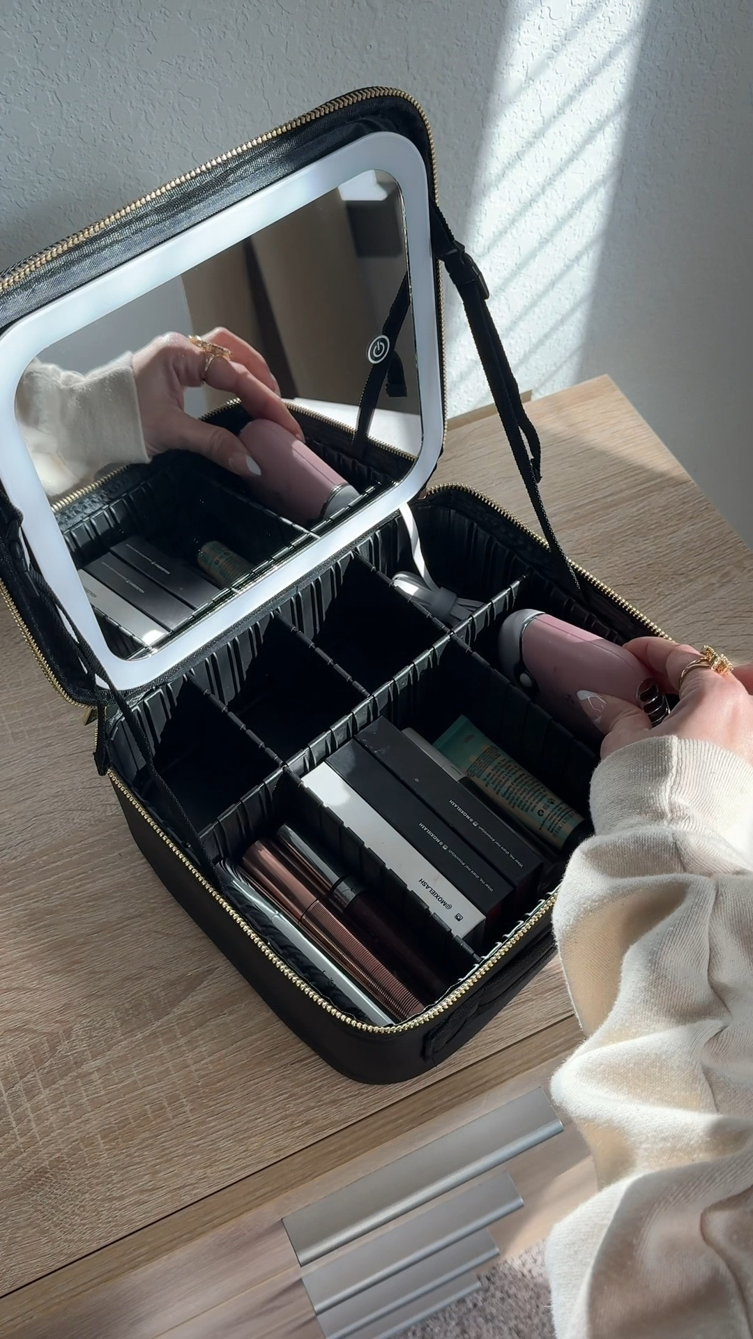 Maletita de maquillaje para viaje/Travel Make up bag💄

#LTKTravel #LTKHome #LTKBeauty
