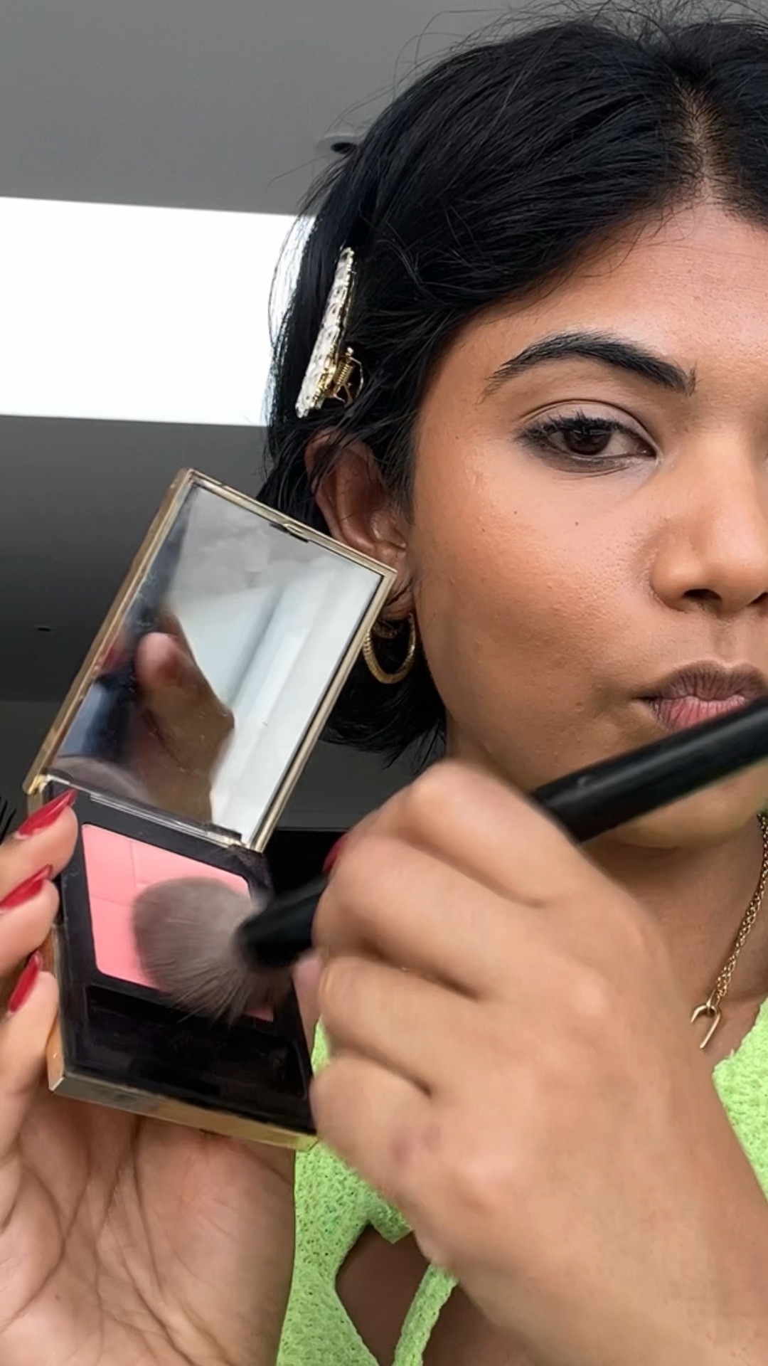 Everyday makeup 💄
Products used:
First aid beauty coconut skin smoothie priming moisturiser 
Elf cosmetics halo glow 
Fenty beauty Matchstix in shade pumpkin and truffle 
Lancome teint idole foundation 
Nars radiant creamy concealer in shade biscuit 
HNB cosmetics soft focus setting powder 
Kosas airbrow 
YSL beauty blush 
Too faced chocolate bronze 
Too faced just peachy mattes eyeshadow 
BTS eyeliner & mascara 
Charlotte tilbury liner duo 
Rimmel lip liner in cappuccino 
NYX butter gloss in shade praline 
Maybelline lash sensational mascara 

#LTKbeauty #LTKstyletip #LTKSeasonal