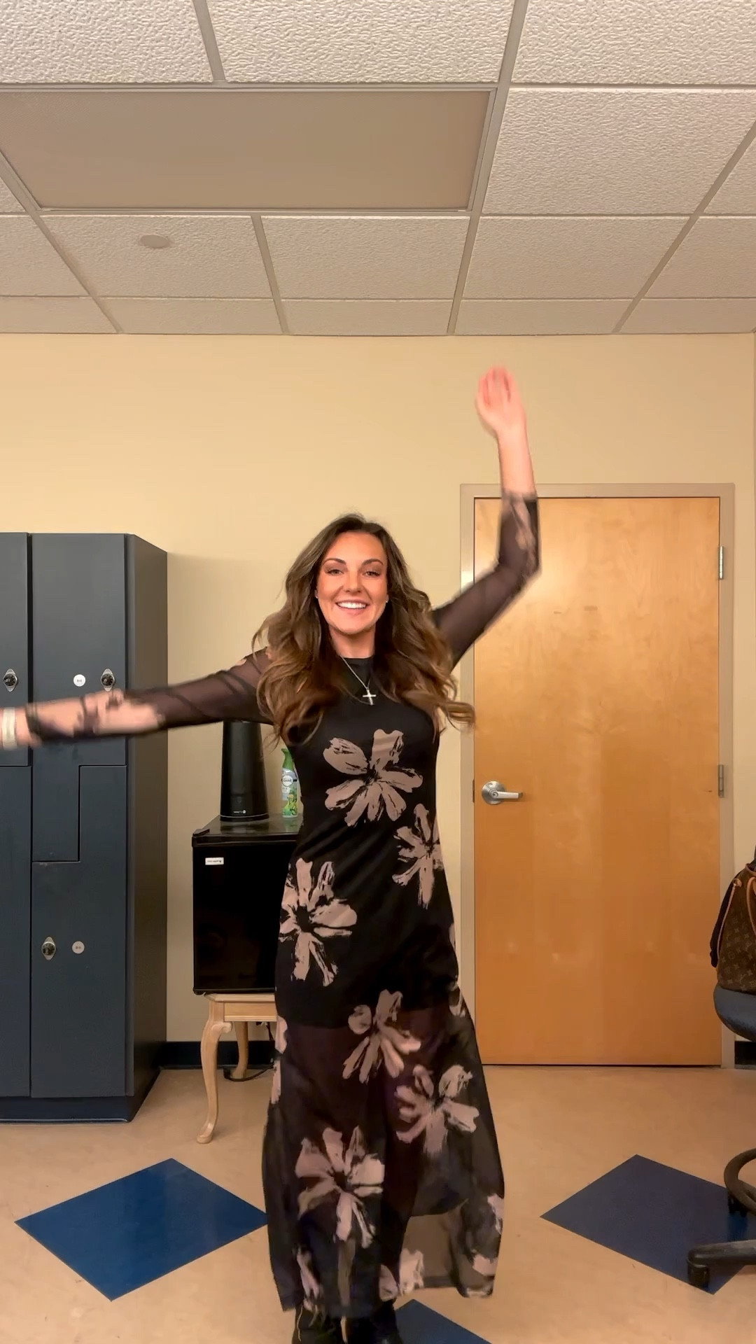 Fit check at work! #florida #winter #cowboy

#LTKootd #LTKWorkwear