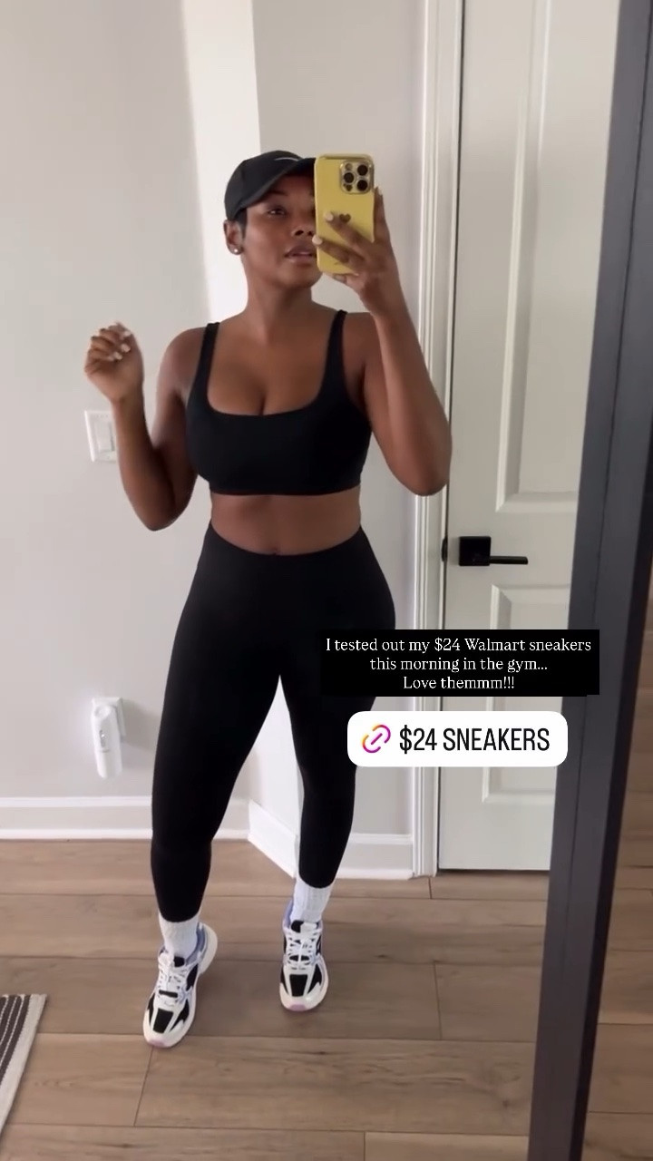 I tested out my $24 Walmart sneakers this morning in the gym…..
Love themmm!!!

Pop flex workout set! Size medium in both.