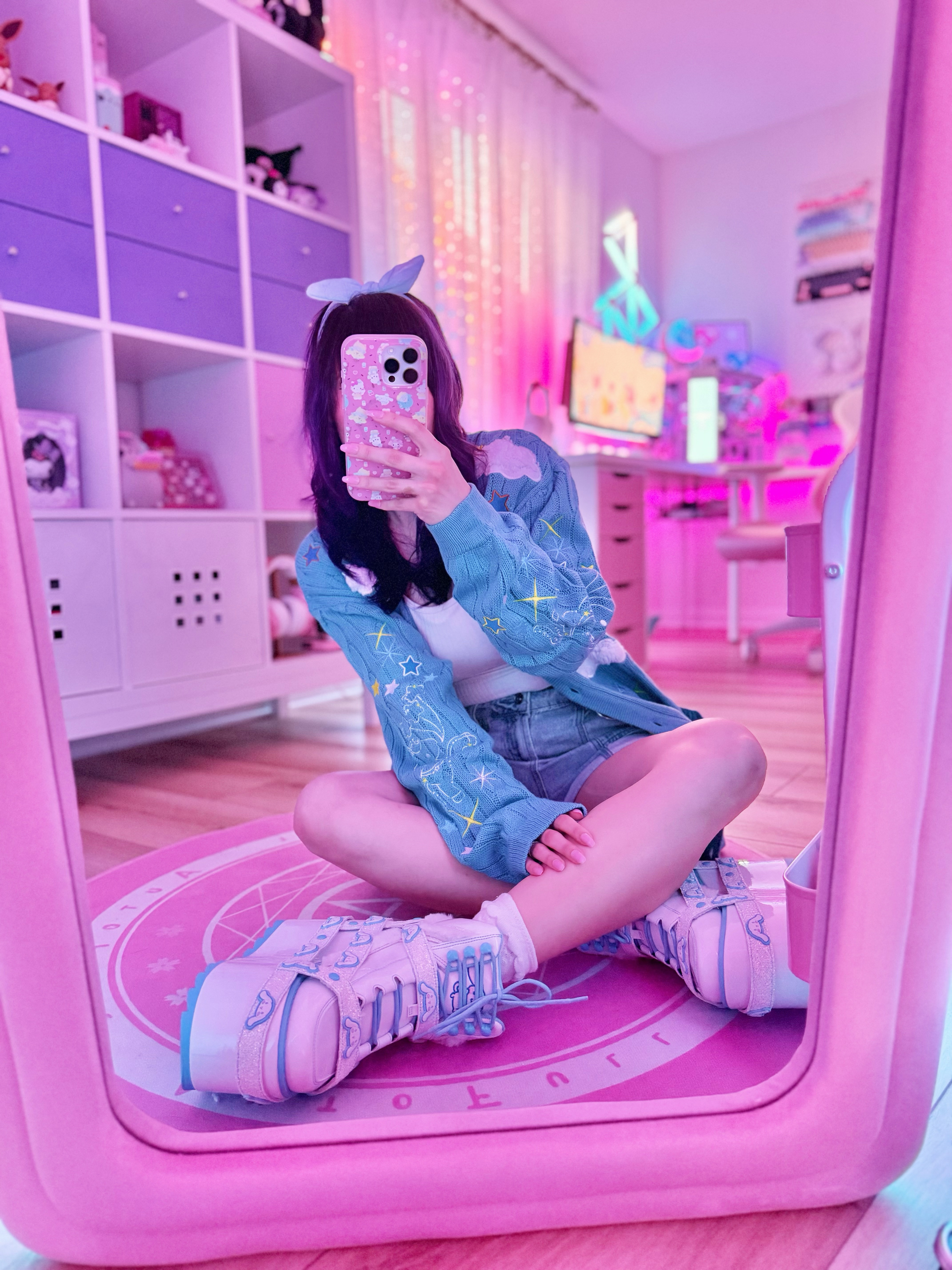 The cutest Cinnamoroll fit! 🩵✨☁️ Love wearing this slouchy Cinnamoroll cloud knit cardigan + high-waisted denim shorts as we transition into fall weather! ☀️🍂 I’ll also never get over these YRU Qozmo platform sneakers! 😍

I’ve linked the full look with accessories below, plus alternatives so you can shop this outfit too!

💕🌸💕🌸💕🌸💕

Cinnamoroll outfit, Sanrio, cute outfit ideas, kawaii fashion, alt fashion, alternative fashion, Hot Topic, platform shoes, YRU Shoes, platform sneakers, YRU Qozmo, fall fashion, autumn, fall looks, pastel fashion, pastel blue

#LTKPetite #LTKShoeCrush #LTKSeasonal