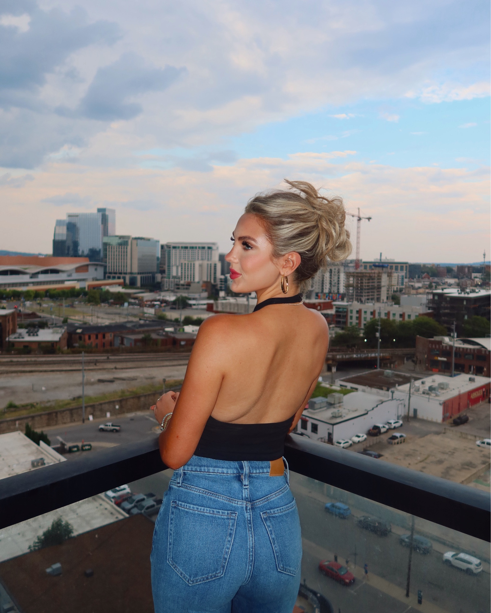 Pre dinner 📸

#LTKStyleTip #LTKFindsUnder100 #LTKSeasonal