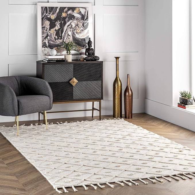 nuLOOM Jinny Moroccan Wool Tasseled Area Rug, 7' 6 x 9' 6, Ivory | Amazon (US)