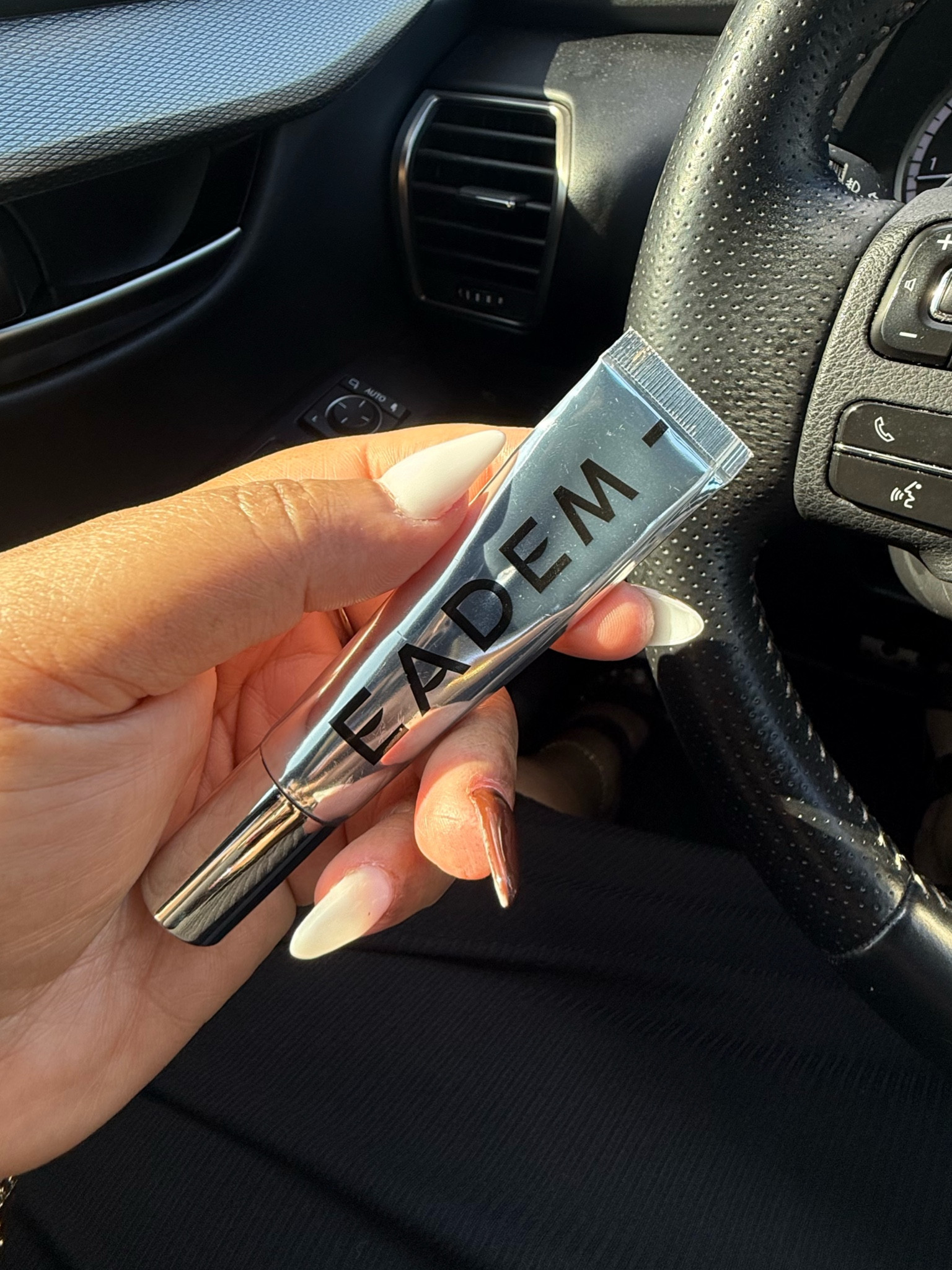 My lip balm of the day

#LTKStyleTip #LTKBeauty