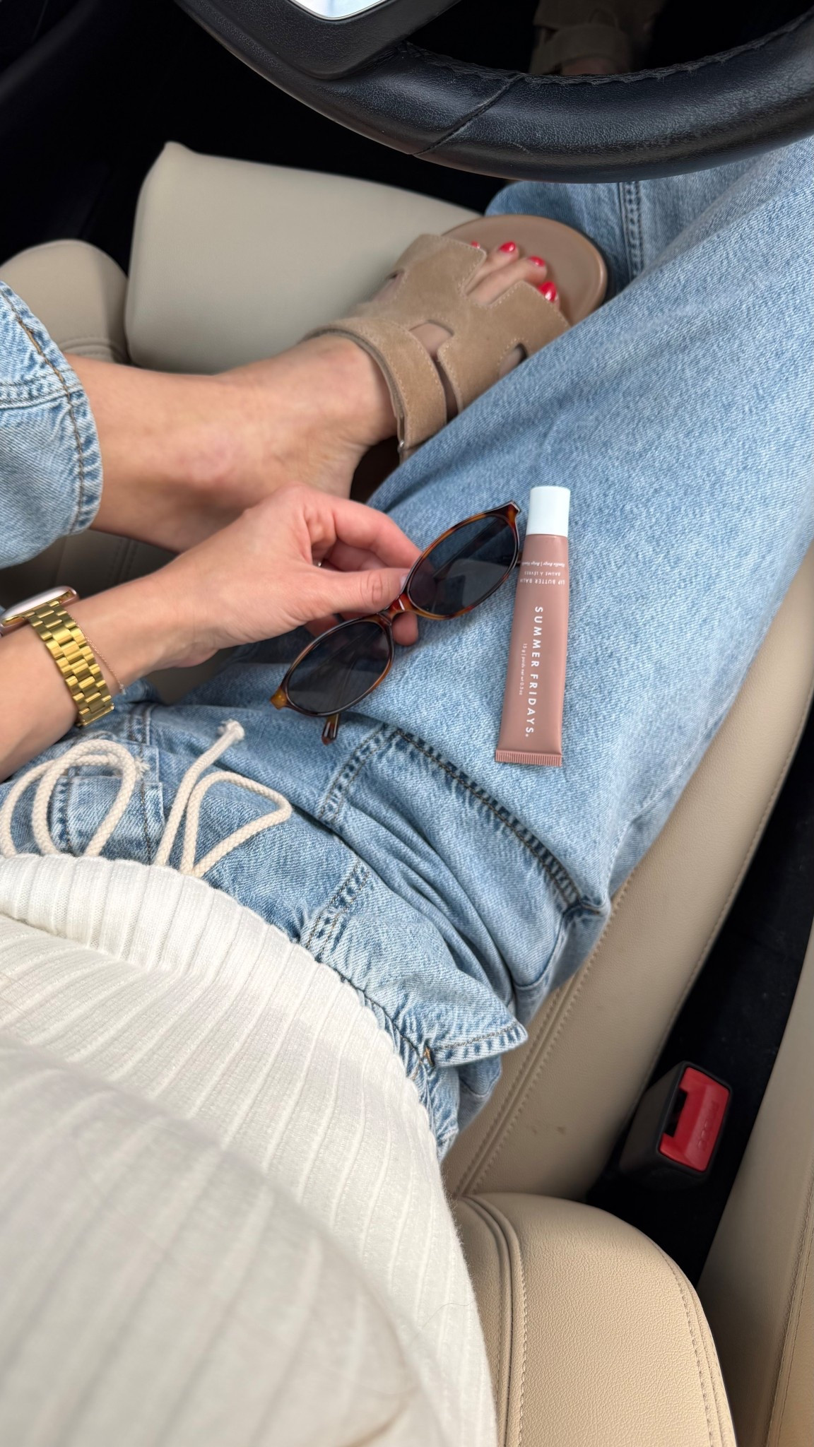 Mom outfit of the day. Tank in S, jeans in S. Sandals tts.

#LTKdayinmylife #LTKootd #LTKmomlife