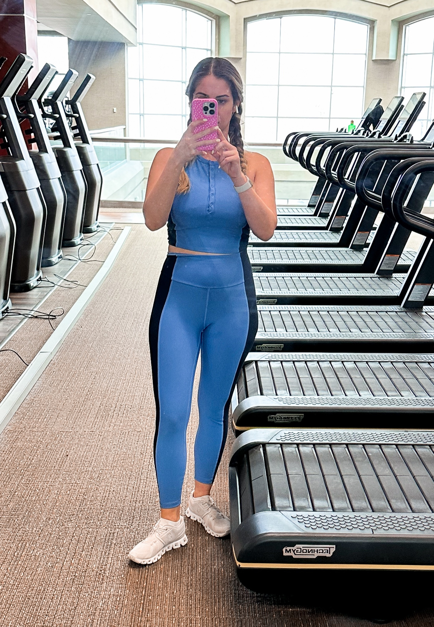 This Abercrombie YPB set is AWESOME and flattering!

Leggings are high waisted, true to size and wash well…comfy, too.

Top has good support and the buttons make it great if your breast feeding!

#LTKfit #LTKunder100 #LTKSeasonal