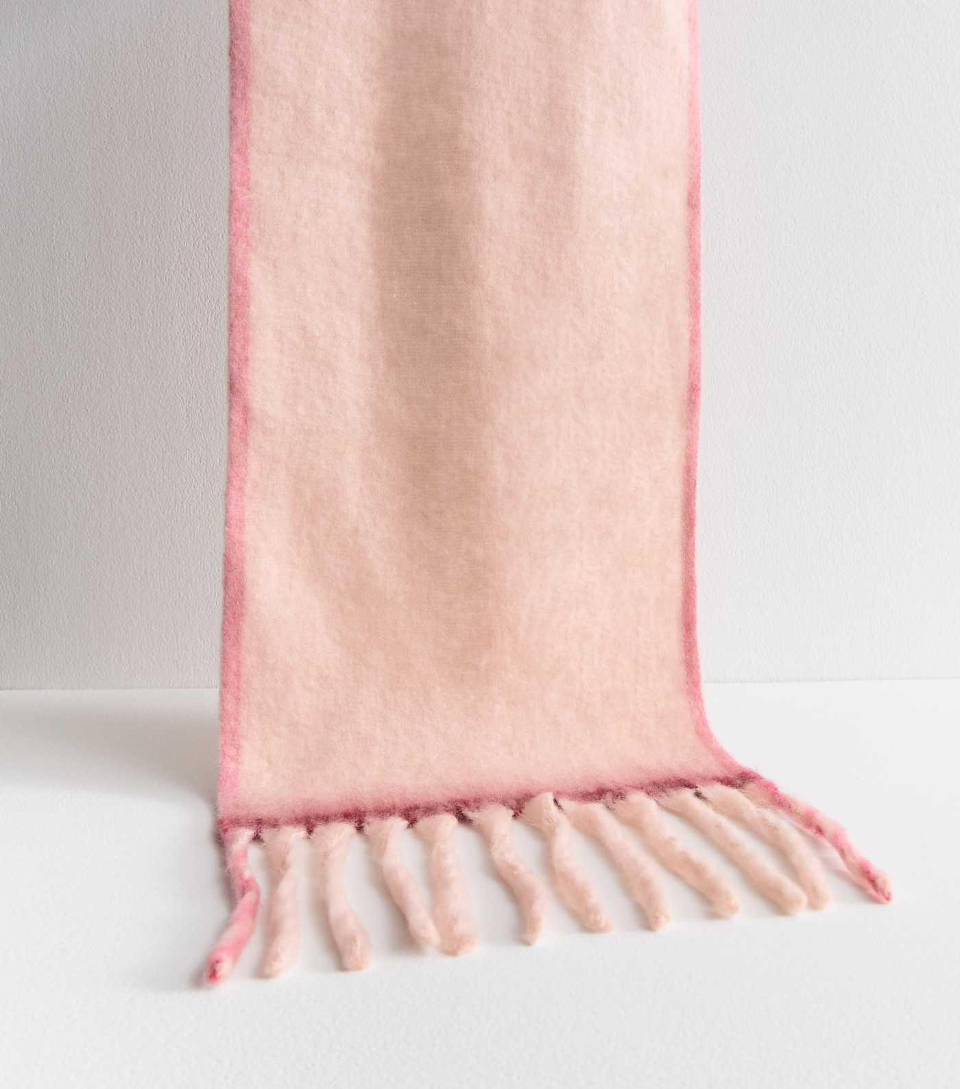 Pink Heavyweight Contrast Border Brushed Scarf | New Look | New Look (UK)