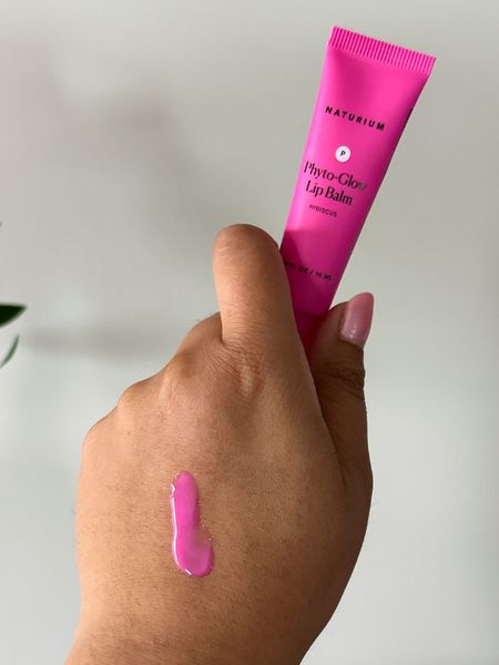 This pink tinted lip balm is giving barbie girl summer vibes 🤩 

#LTKbeauty #LTKBacktoSchool #LTKFind