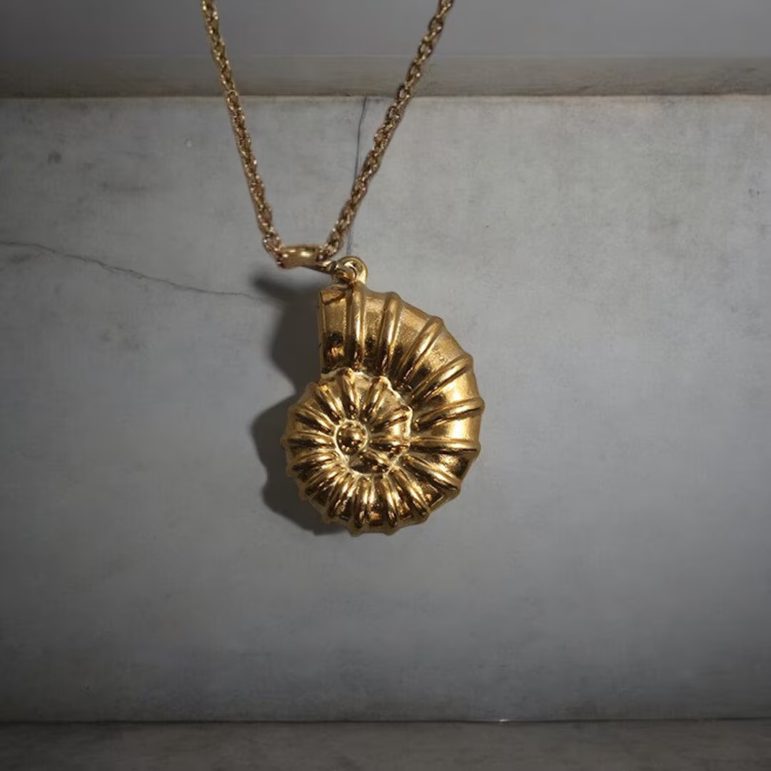 Shell Necklace,seashell Necklace-ursula Necklace-ursula Shell Necklace-conch Necklace-conch Charm... | Etsy (US)