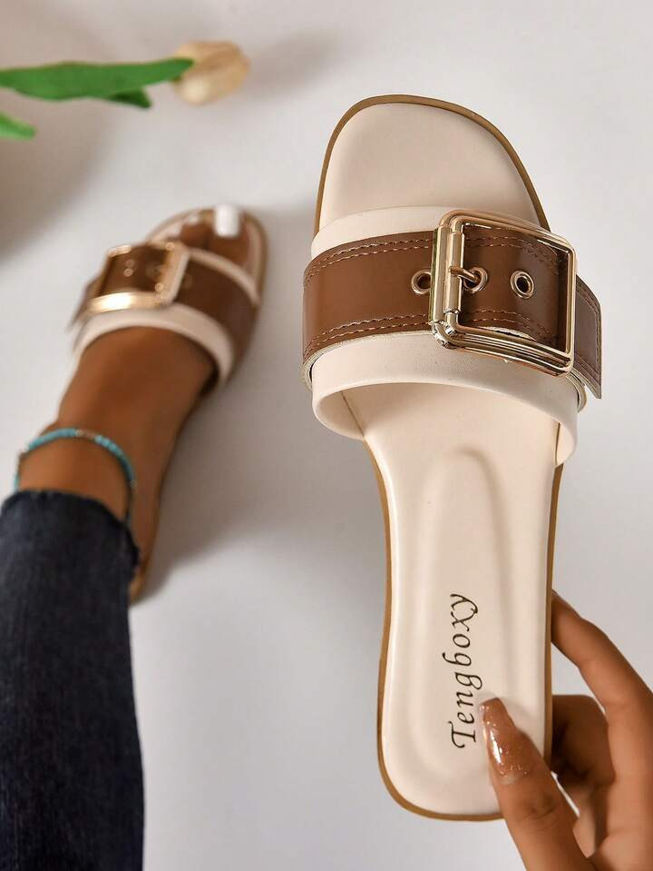 New Style Flat Sandals Women Fashionable Anti-Skid Beach Shoes For Students Matching Any Outfit,Spring Summer Outfits | SHEIN