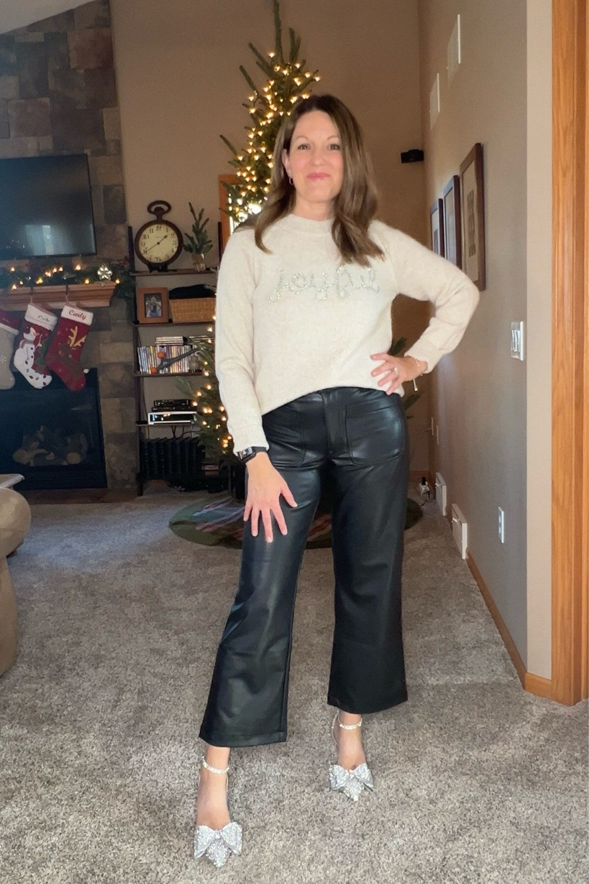 I’m doing 25 outfits in 25 days as we countdown to Christmas!

This is look #3!! 23 days until Christmas! 

Sweater- tts, in size S
Faux leather pants  - tts, in size 4



#LTKHoliday #LTKSeasonal #LTKOver40