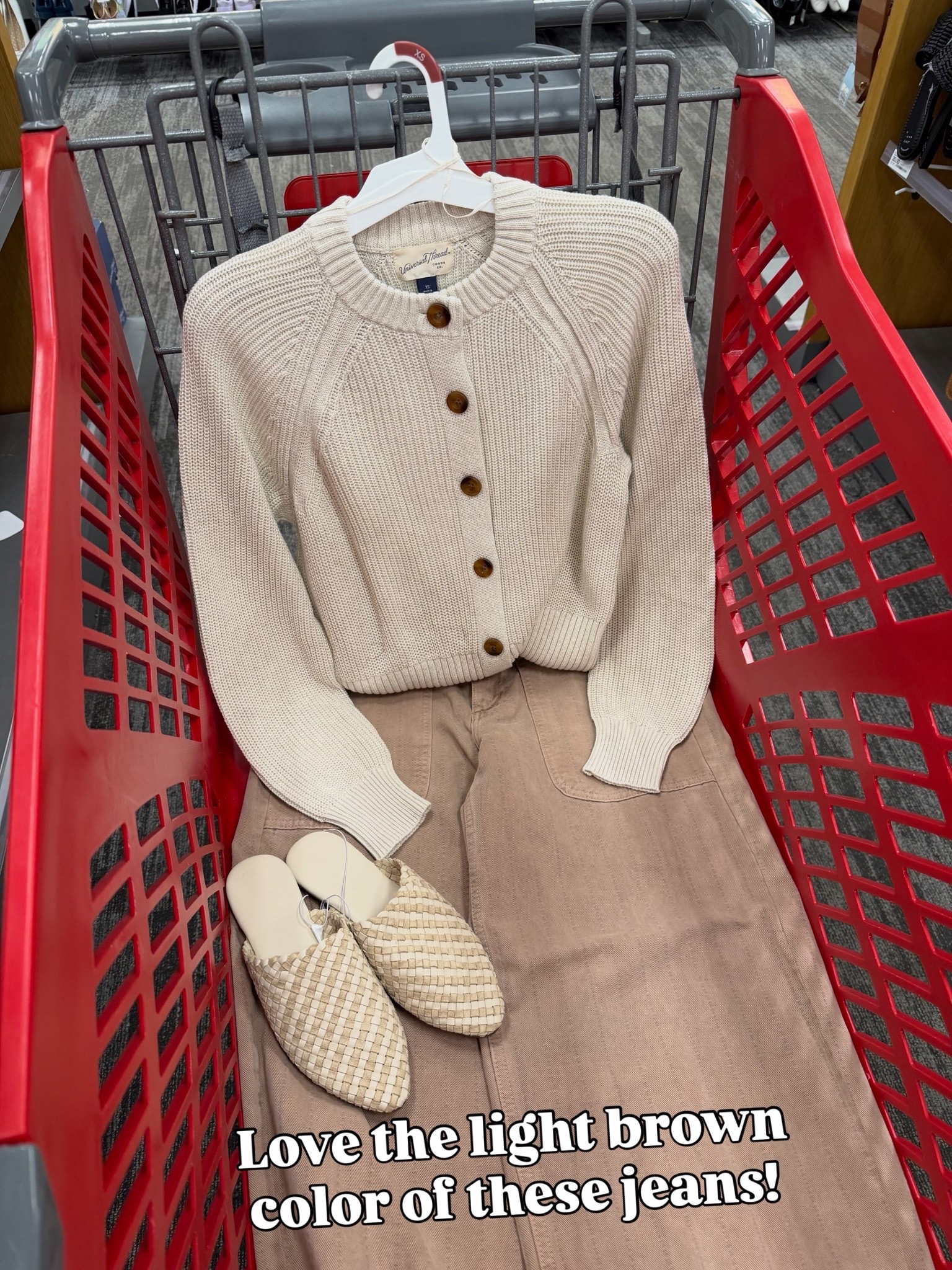 Late summer early fall outfit idea at Target with these new barrel jeans in brown. #targetfashion