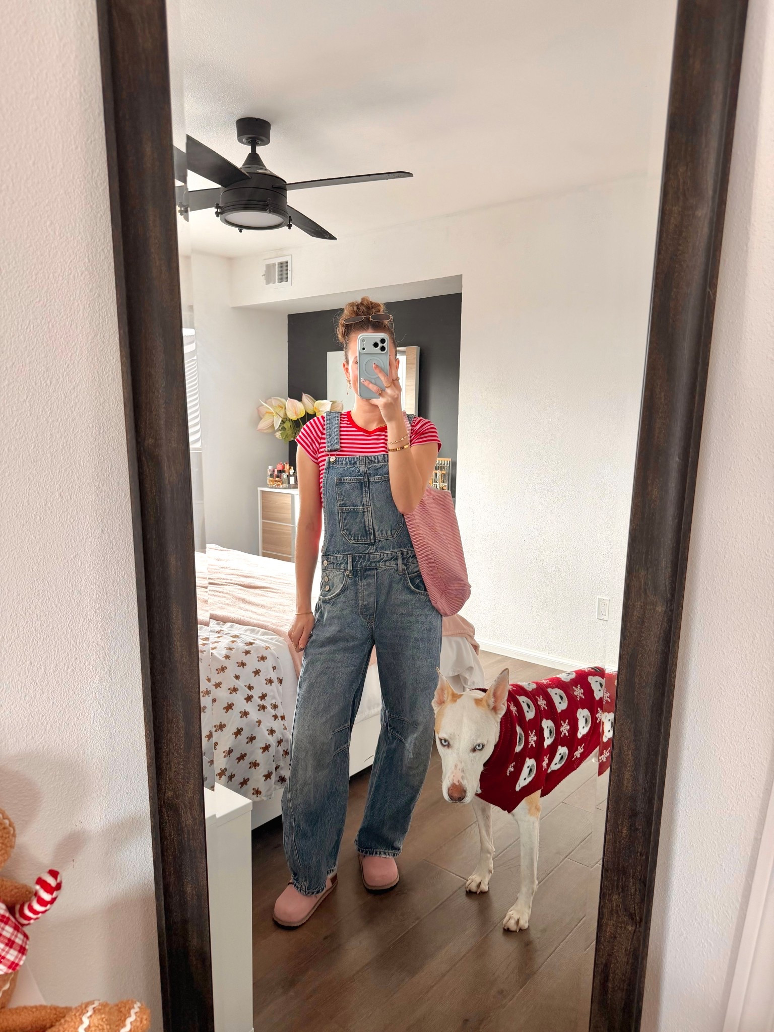 The bag is from Brandy Melville and Yuki sweater is Sparkpaws on Amazon but I think it’s currently sold out.