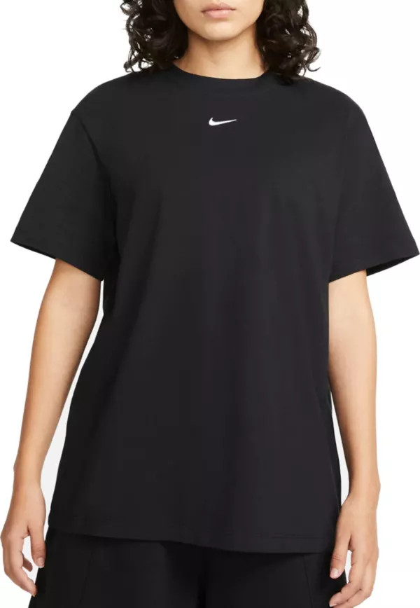 Nike Women's Essentials Boyfriend T-Shirt | Dick's Sporting Goods | Dick's Sporting Goods