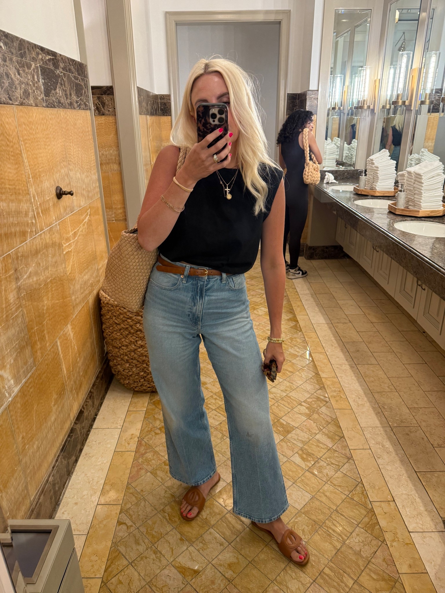 My travel outfit from yesterday!