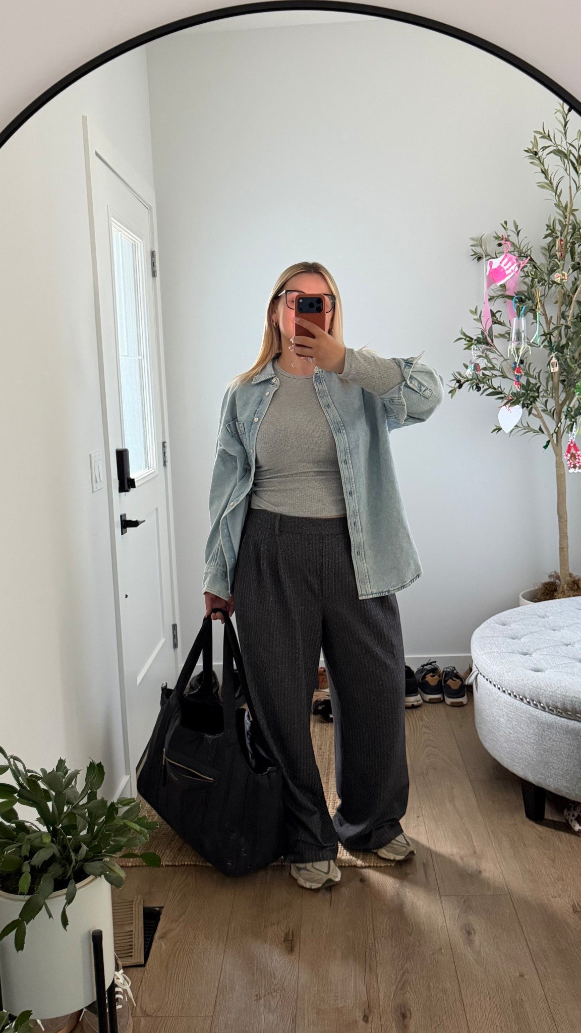  comfy mom ootd // lululemon // gap // tom ford // new balance 

#LTKcanada #LTKmidsize #LTKmodest