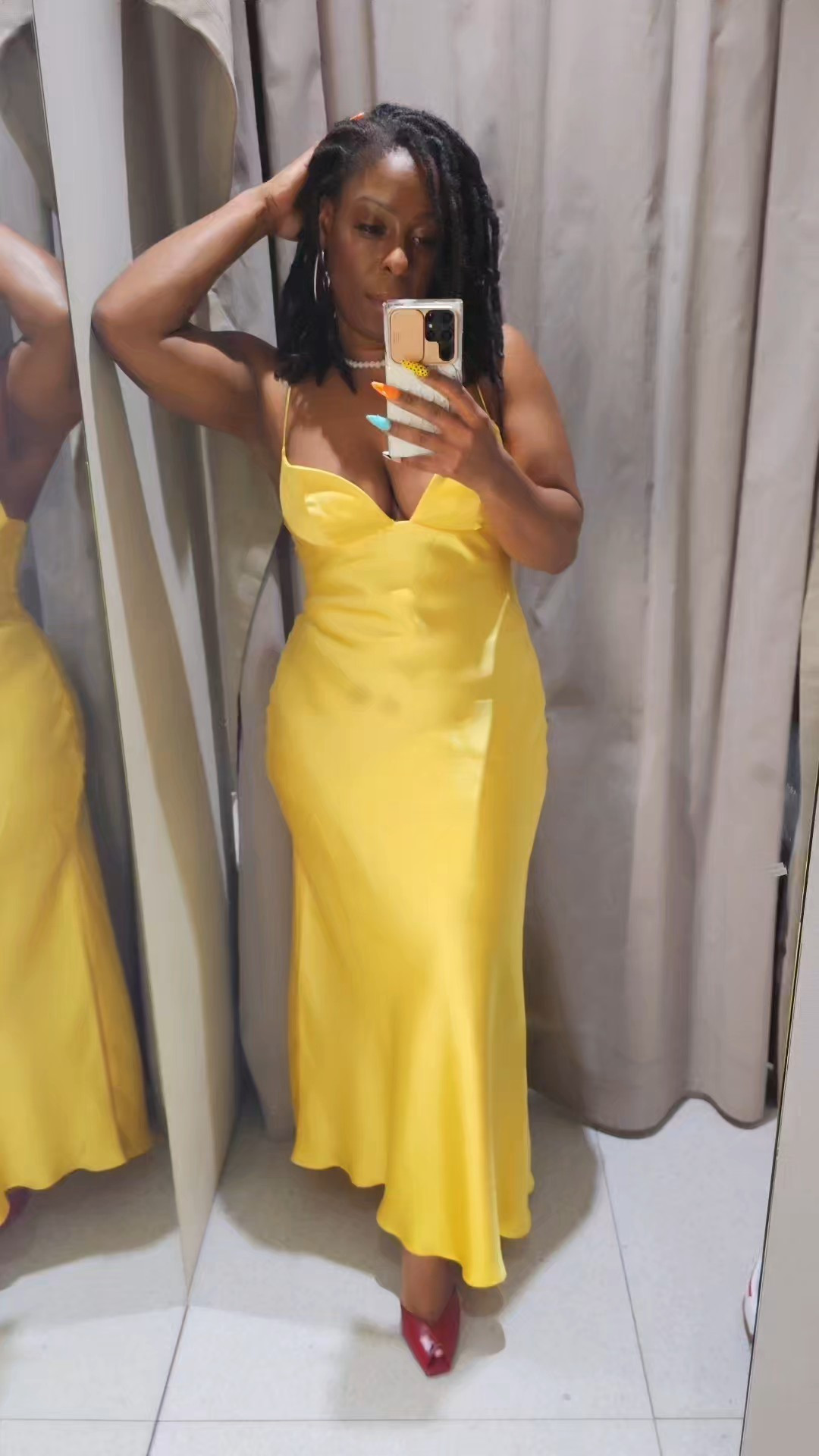 .........💛💛💛💛💛#zara #zaradress #tryonhaul #fashionable40s #ootdfashion #FitCheck #locs #summerdress #yellowdress 8032/351/323 - M£39.99

#LTKOver40 #LTKPetite #LTKFindsUnder50