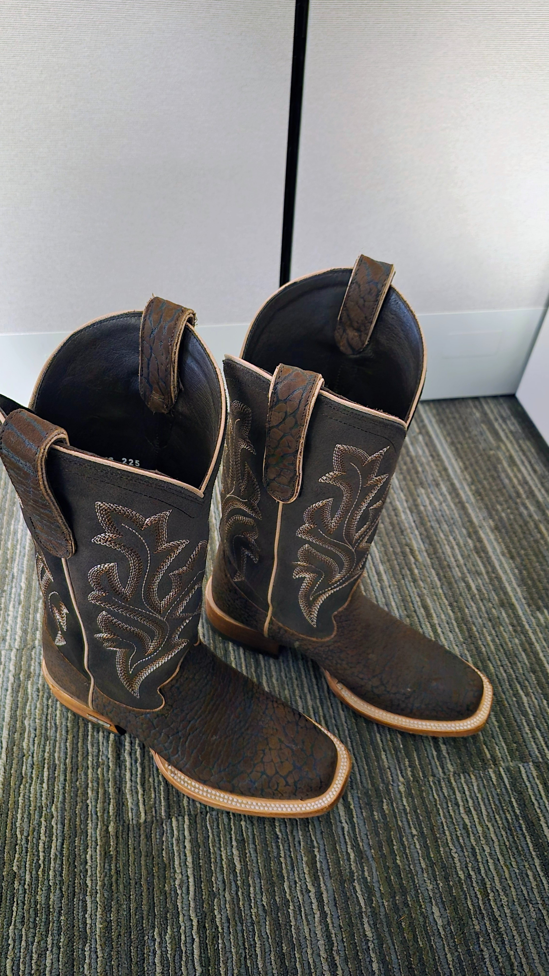 Western boots Cowboy bootsCountry concert 

#LTKFestival #LTKgrwm #LTKSaleAlert