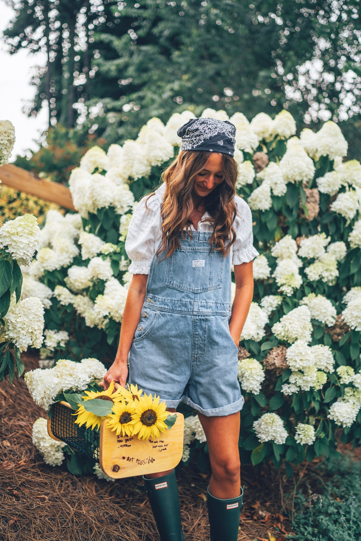 Levi’s shortalls and a ruffle white top

#LTKdayinmylife #LTKgrwm #LTKootd