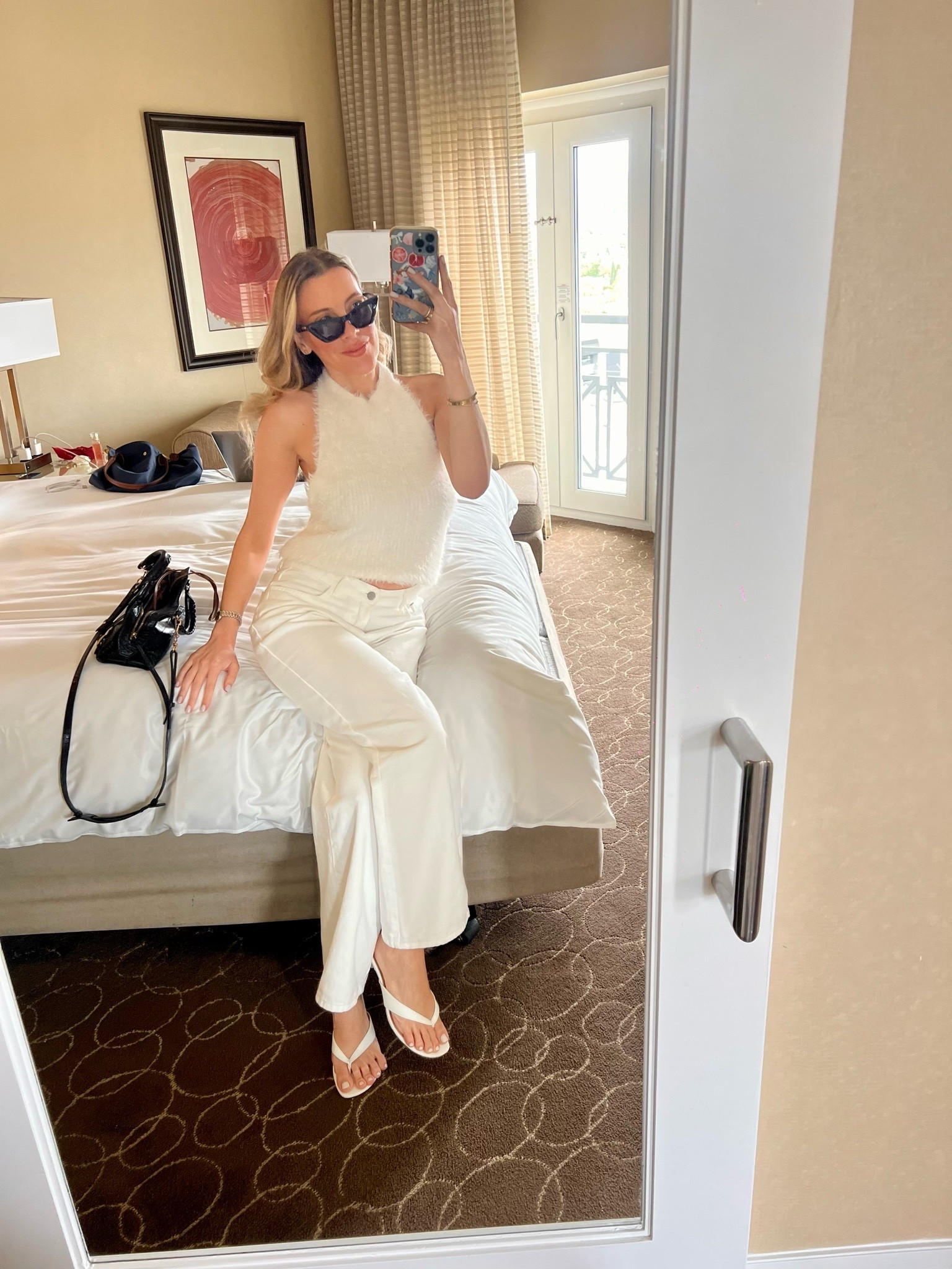 All white outfit 🤍 #ootd #totaloutfit #chic

#LTKootd