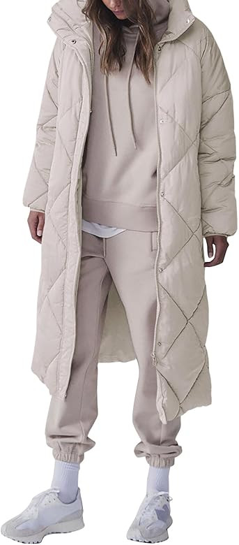 Tankaneo Women's Quilted Puffer Jacket Long Winter Coats Zip Up Baggy Down Outerwear with Pockets | Amazon (US)