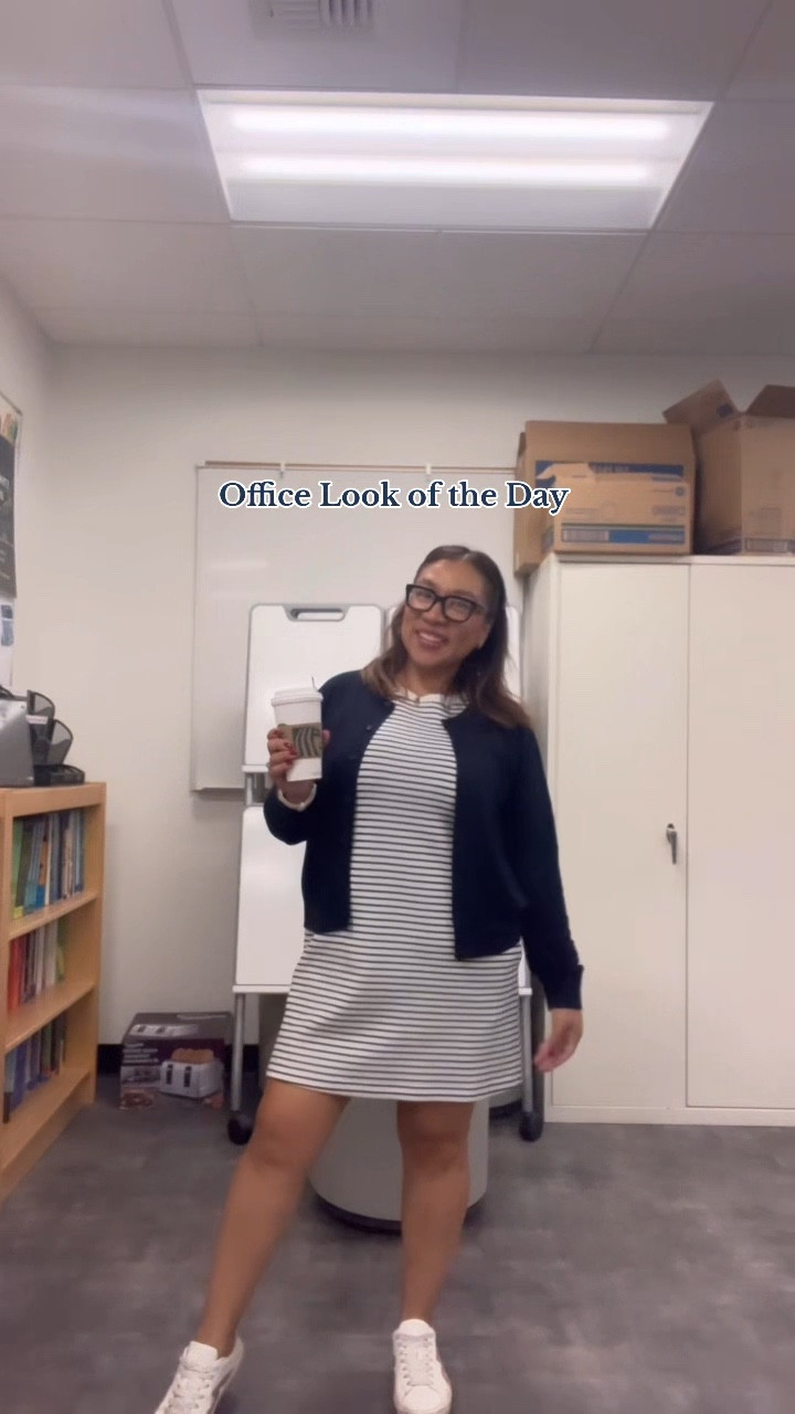 Office Look of the Day 

#LTKWorkwear #LTKMidsize #LTKStyleTip