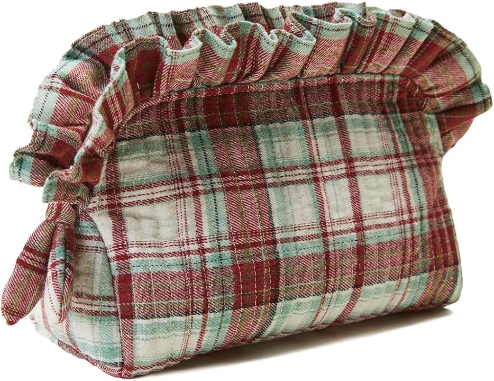 Large Quilted Makeup Bag for Women Travel Scottish Buffalo Plaid Cosmetic Bag Checkered Cotton Ma... | Amazon (US)
