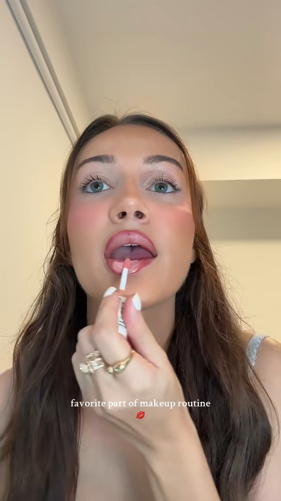 Lip liner stains are life changing 