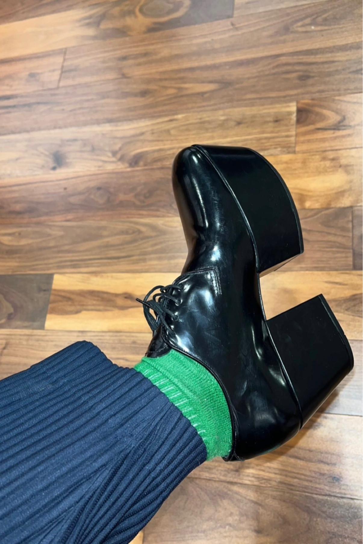 I am obsessed with this type of platform and they’re surprisingly comfortable…a NEED

#LTKfit #LTKSeasonal