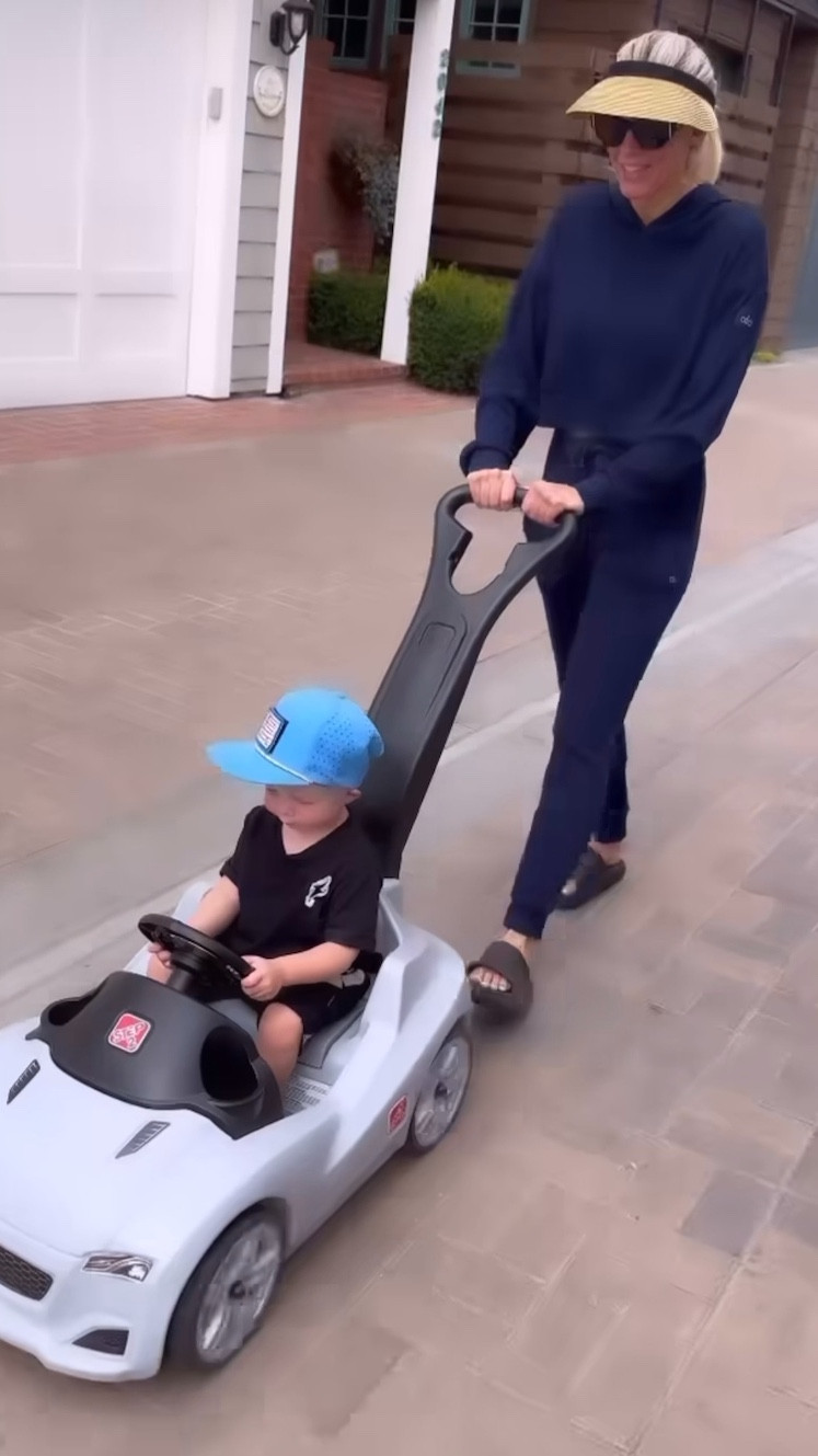 Sunday morning walk

#LTKVideo #LTKKids #LTKStyleTip