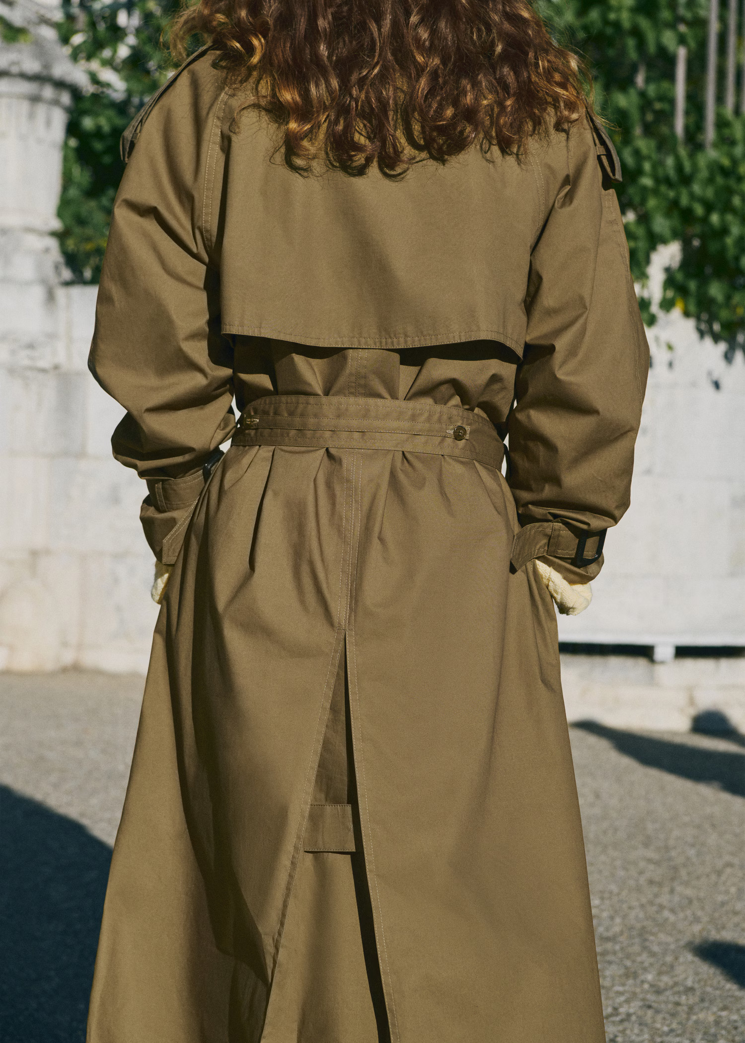 Double-breasted trench coat with corduroy collar - Women | MANGO United Kingdom | MANGO (UK)