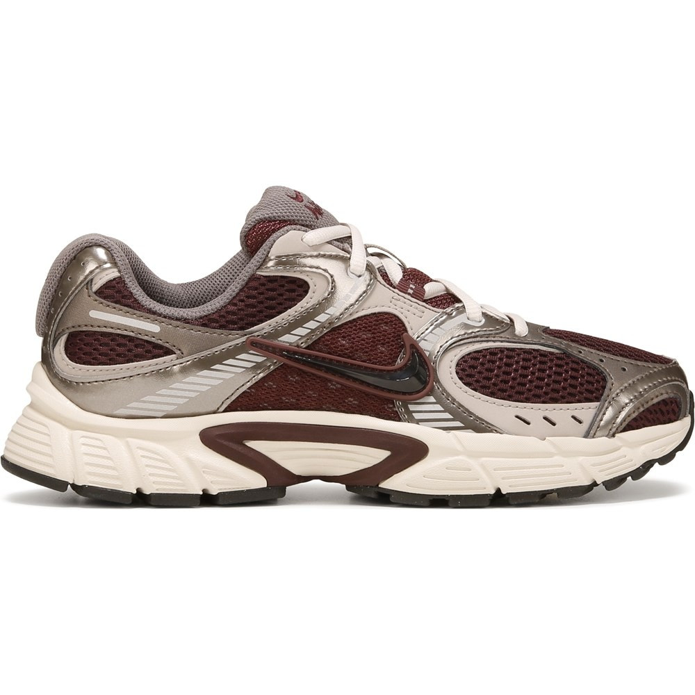 Women's V5 RNR Sneaker | Famous Footwear