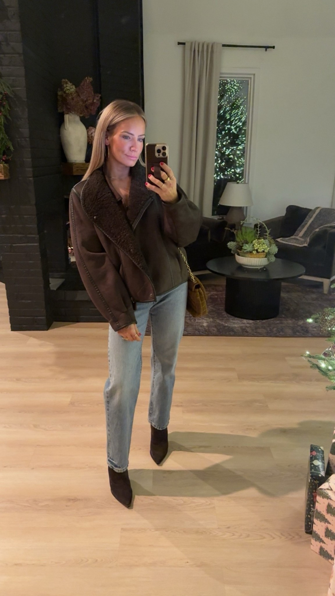 Date night 

Coat: medium 
Jacket: small 
Tube top: XS/S
Denim: 25 

Use code LOLAMARIE for my Miranda Frye jewels.

Use code Buwick10 for my phone case. 

#LTKootd