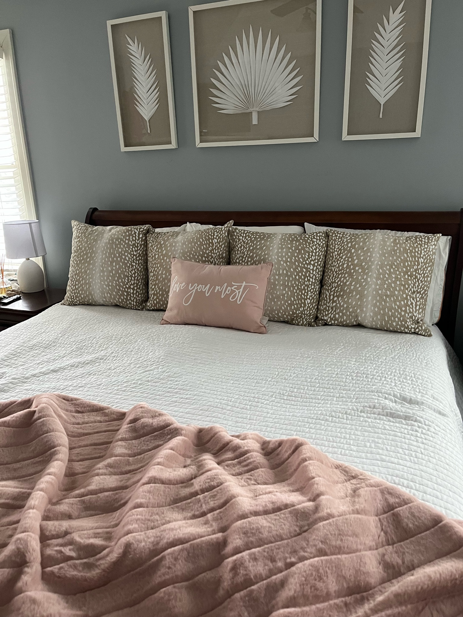 Loving this Valentine’s Day bedroom swap! 

#LTKFind #LTKunder100 #LTKhome