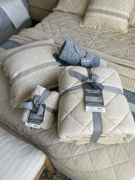 The bedding I picked up at Walmart for the boys shared bedroom and I am obsessed! Love the texture, design, color and quality! @walmart #walmarthome #walmartfind

Walmart home, Walmart finds, Walmart bedding, bedding, affordable home decor, bedroom, kids bedroom, boys bedroom, 

#LTKsalealert #LTKkids #LTKhome