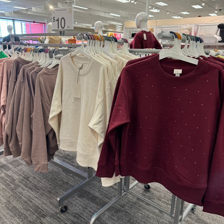 Women’s jeweled sweatshirt in 7 different Fall colors! 30% off with Circle offer!


#LTKSeasonal #LTKfindsunder50 #LTKsalealert