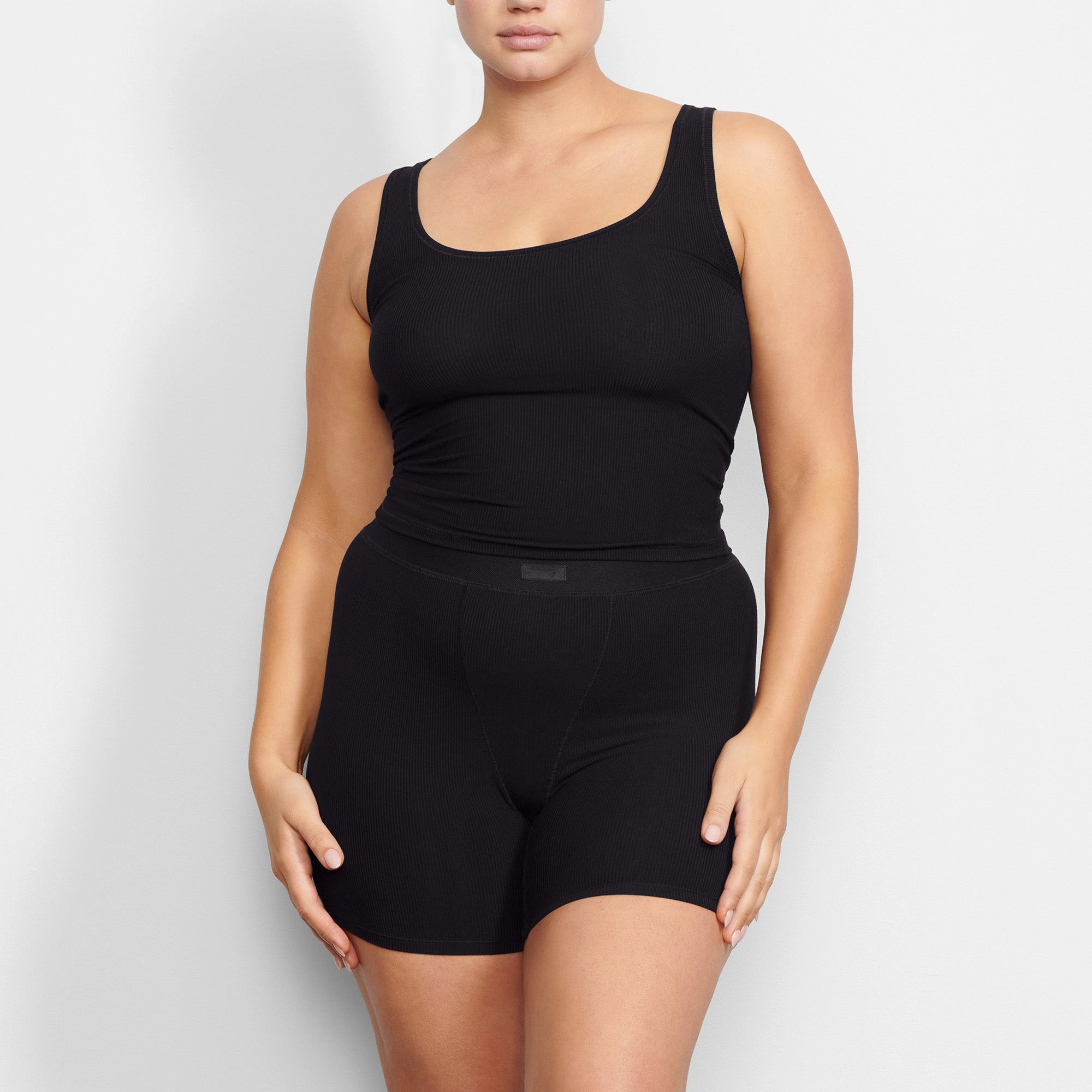 TANK | SKIMS (US)